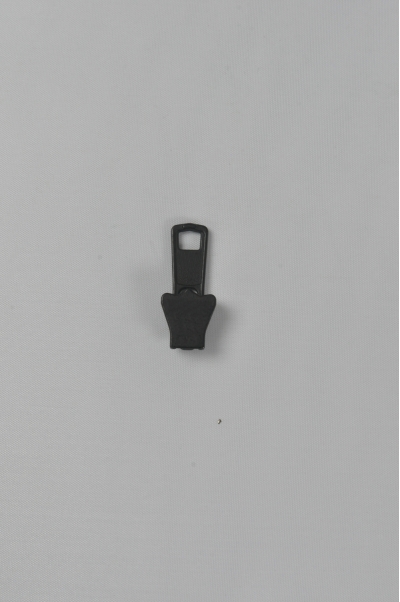 ZIP100   黑古銅金屬拉鏈頭 側面照